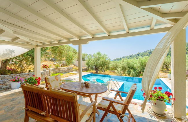 Villa Tassoula Large Private Pool Walk to Beach Wifi - 2830 - Foto 31