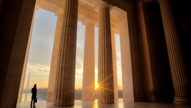 White House & National Mall Highlights with Lincoln Memorial - Photo 2
