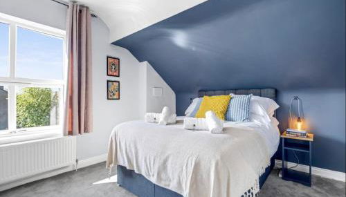 4 Bedroom Stylish House in Central Redditch - Foto 2