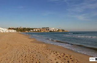 TarracoHomes, TH156 Casa Roser Familiar y con Piscina Compartida - Photo 31