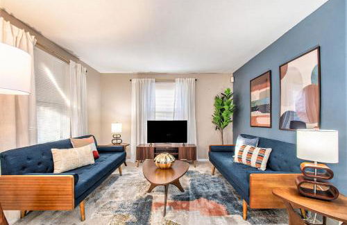 Tahanan - Cozy 4BD Near Downtown & UND - Gameroom - Foto 1