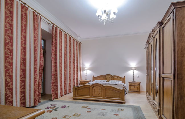 Rent Kiev Maidan Nezalezhnosti - Photo 8