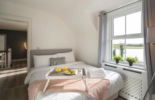 Escape Ordinary at Lily's Pad - Foto 22