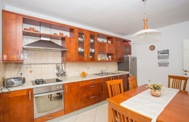 Apartments and Rooms Mlacović - Photo 26