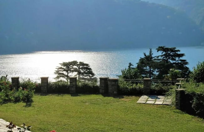 Villa Oliveto with Pool and Lake view - Photo 35