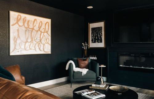 House of Noir Elan Stunning 6BR Designer Retreat - Photo 56