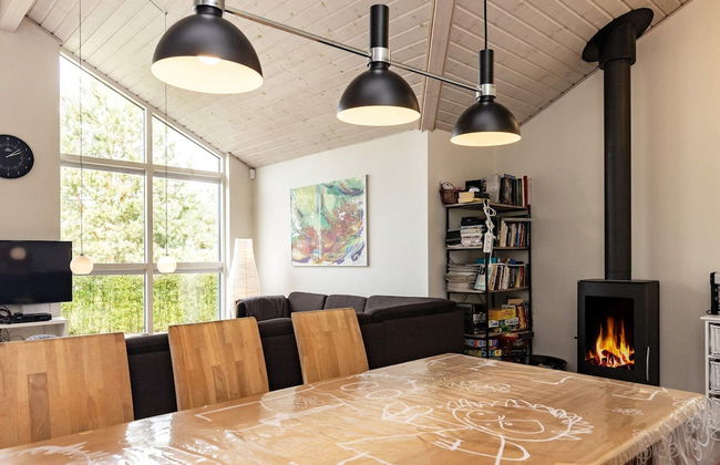 8 Person Holiday Home in Skals - Foto 9