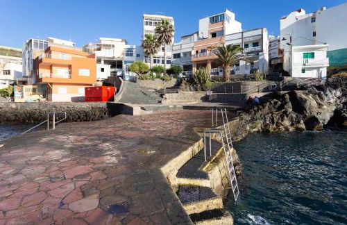 Home2Book Charming Sea Front House - Foto 42