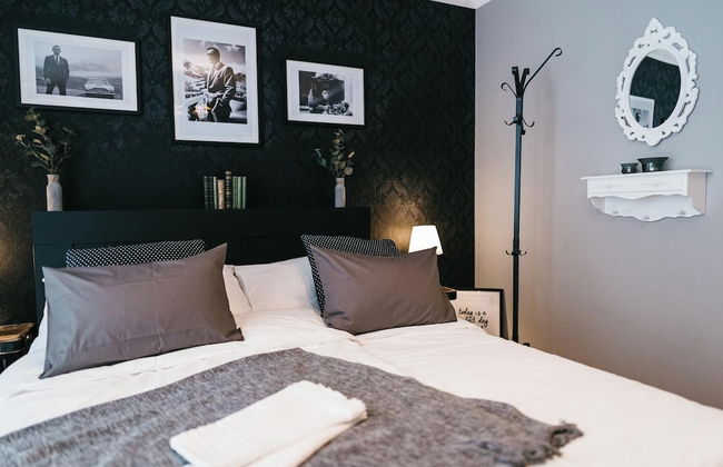 YoHome - Luxury Downtown Apartment - Photo 18