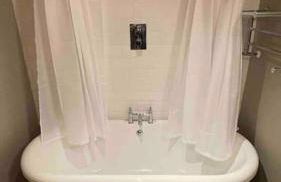 Large 4 bed house in Malmesbury, great for big families - Foto 47