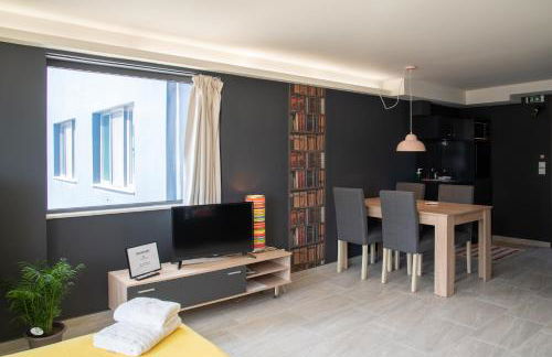 CHROMA Lodge Pikermi - Photo 90