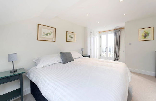 Spacious 4 Bed House, Battersea - Foto 34
