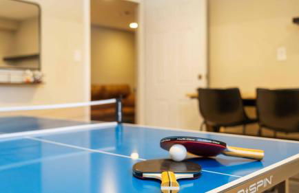 Birchwood by Avantstay Game Room + Lake Access - Foto 46