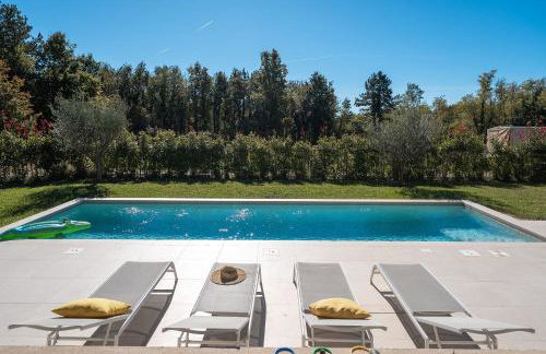 Einzigartiges Steinhaus mit Privatpool, großem Garten, Grill, Liegen - Foto 3