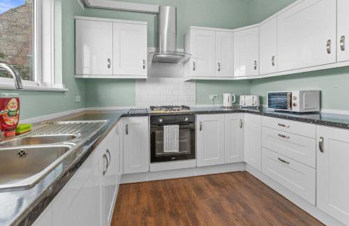 The Royal Stay at Queens Hill Sleeps 10 - Foto 18