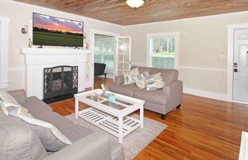 Modern 3BR, Pet-Friendly, WiFi, Washer & Dryer - Foto 40