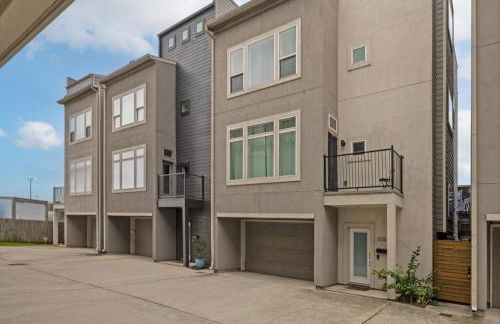 Rooftop EaDo Nr Downtown Yard BBQ Games WiFi - Foto 49