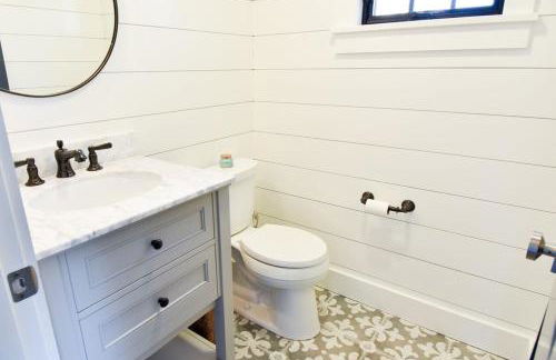 Gorgeous Home 2 Min Walk to Beach - Foto 30