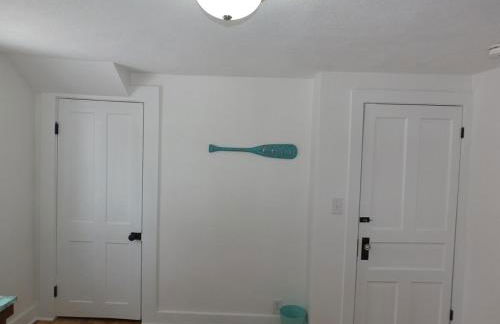 Beach Town Escape - Newly-Remodeled & Gorgeous! - Photo 31