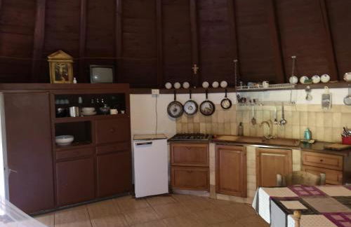 Pinnettu sardo tipica abitazione sarda in ecosistema insetti e animaletti simpatici in condivisione bagno esterno a 10metri Leggere attentamente Prima di prenotare - Foto 9