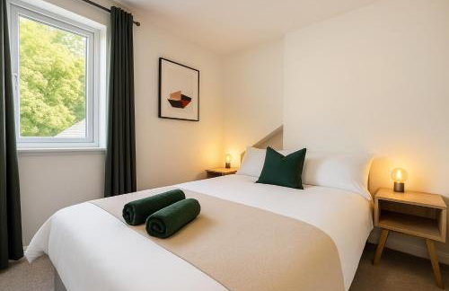 8 Person, 4 Bedroom Light, Warm & Modern Apartment - Foto 12