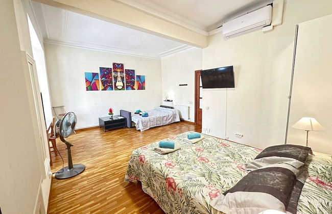 Rooms Aribau - Photo 2