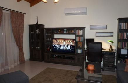 EfisHouse - Photo 28