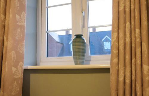 Luxury 6-Bedroom House 5 minutes from Bicester Village Shopping Outlet - Perfect for Business and Family Stays! Private Parking for 4 Cars! - Photo 37