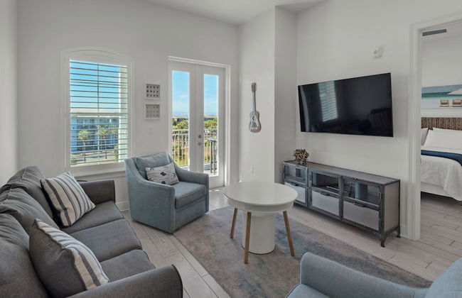 Modern + New Construction & Gulf Views; 3 Pools & Steps to Beach - Foto 13