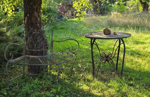 Exklusive Ferienwohnung Bad Salzschlirf - direkt am Waldrand - großer Garten kompett umzäunt - Hunde willkommen - 2 private Stellplätze - Foto 35
