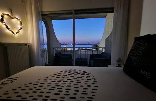 Appartement 1ere ligne piscine terrasse au bord de la plage front de mer avec vélos - Foto 36