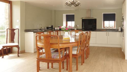 Parkfields Barns Self Catering Accommodation - Foto 3