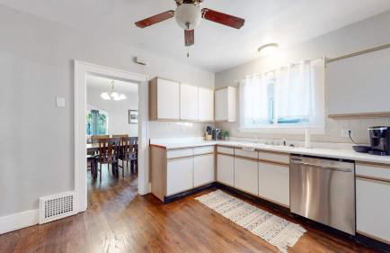 Chic Denver Family Retreat Free Parking & Prime Location - Foto 15