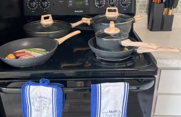 Sports Fan Getaway less than 2mi to AT&T Stadium Pool and Gym! - Foto 8