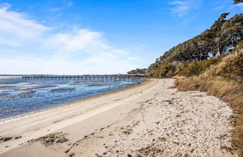 Three dog-friendly, waterfront cottages with full kitchens & private beach - Foto 50