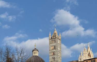 Casa con vista sul Duomo, 400 m da Piazza del Campo - Photo 20