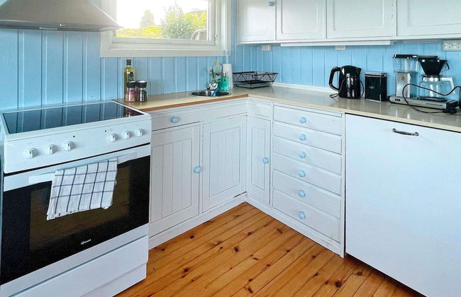 6 Person Holiday Home in Lindas - Foto 6