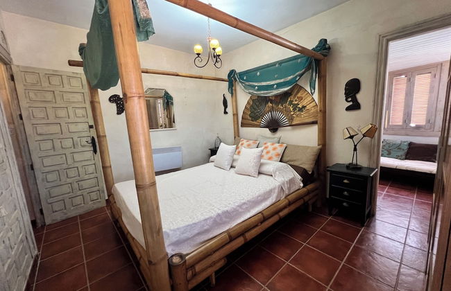 Cd-2102 · Three Bedroom Townhouse - Photo 2