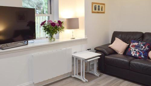 Mill Hall Cottages - Photo 2