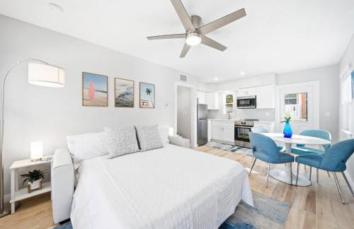 Siesta Key, Heated Pool, Dock on Lagoon, Turtle Beach 1 mile and Crescent Beach 2 miles, 1bdr - Foto 7