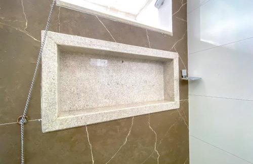 Casa Individual com 2 suítes, cozinha completa, Internet privativa 300MBPS, região bem sossegada com comercios diversos ao redor - Foto 42