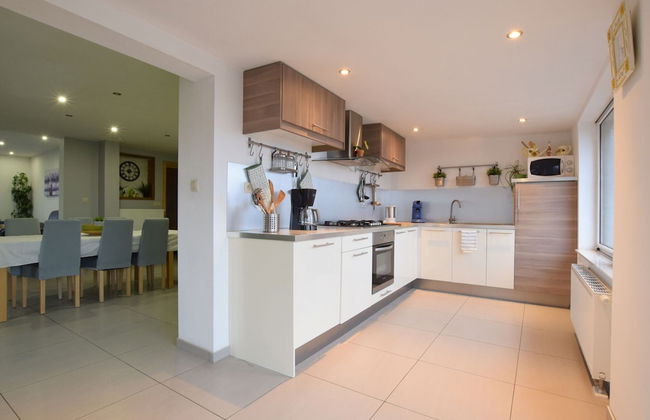 Lovely Holiday Home in Gros Chene With Bubble Bath - Foto 13