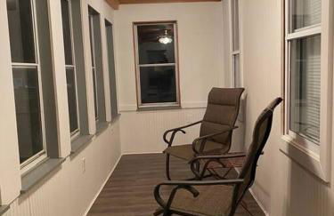 **Stylish Pet Friendly 3 Bedroom House** - Foto 32