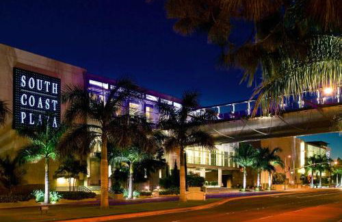 Luxe Deco Haven with Pool, Gym & Parking Close to Disneyland - Foto 31