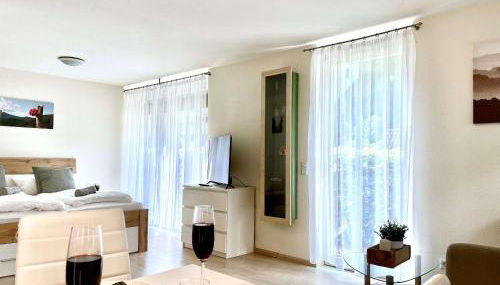 RelaxApartments BLACK FOREST DIAMOND direkt an der Hornberger Freilichtbühne - Sonnenterrasse mit Blick auf das Hornberger Schloss, schnelles Internet, für bis zu 2 Personen - Foto 4