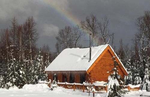 BC Log cabin with private beach river fire pit AC wifi onsite trails ski slope views - Foto 54