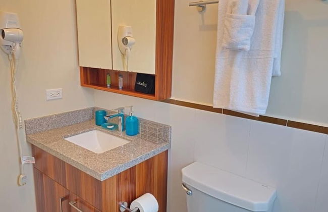 Sunny-shore Hideaway - Photo 25