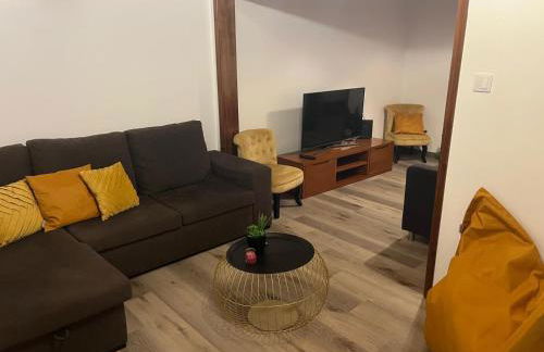 Alvarenga House - Photo 6