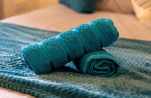 Serene 2BR Retreat Perfect for Long Stays - Foto 12