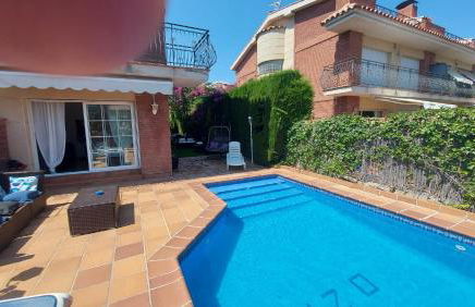 Casa con piscina en costa Barcelona - Photo 13